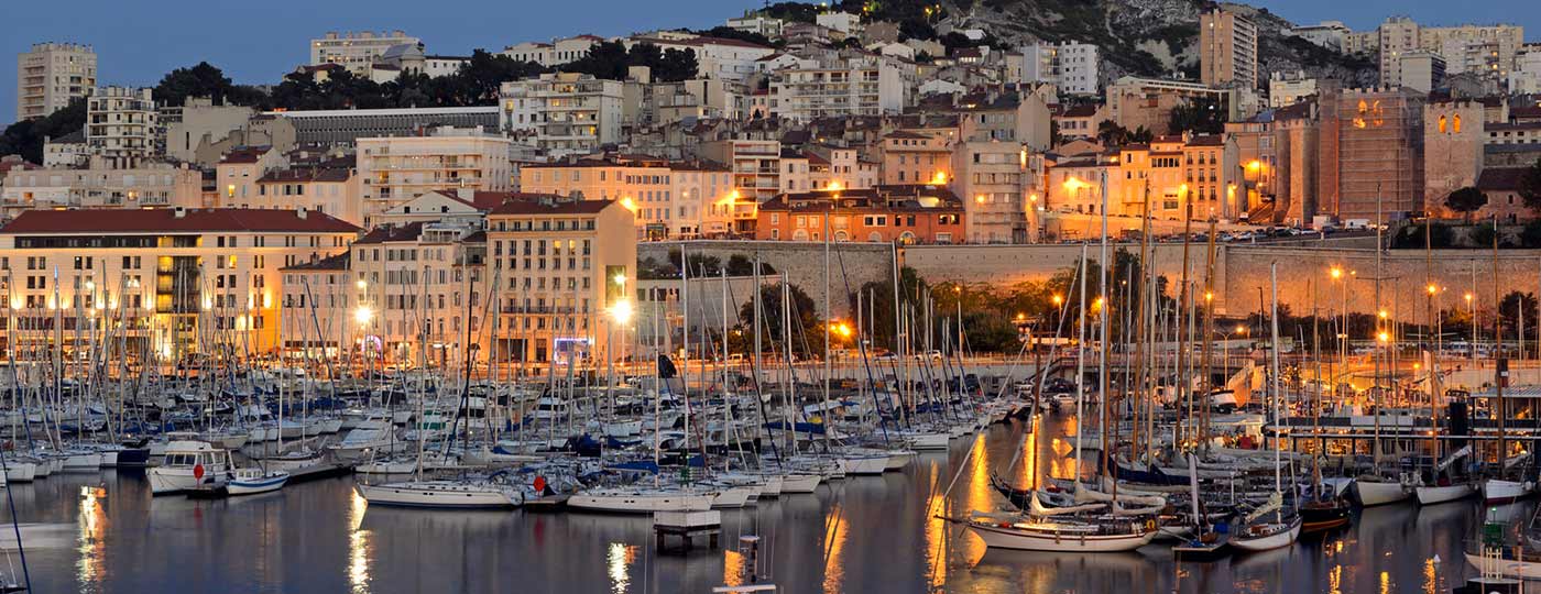 Low cost holidays in Marseilles, combining culture and relaxation.