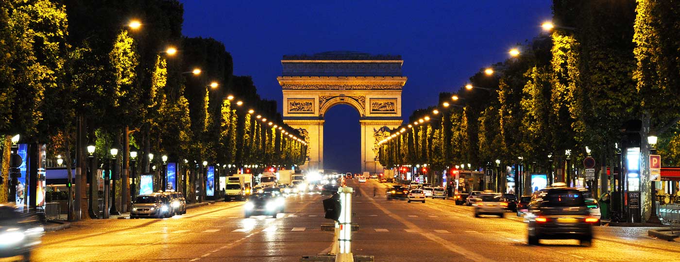 Vacaciones baratas en París: sigue al guía