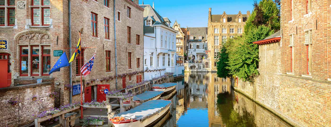 Bruges: the city of romance and chocolate
